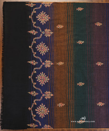 Blue_And_Brown_Pure_Pashmina_Shawl_With_Ikat_Weaving_And_Soznikari_Booti_WeaverStory_03