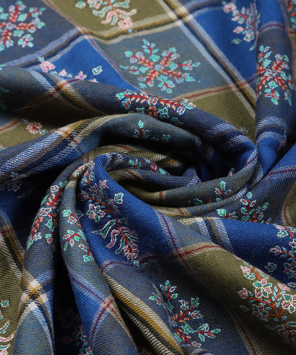 Blue_Handwoven_Soznikari_Heavy_Booti_Design_Pure_Pashmina_Shawl_WeaverStory_04