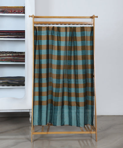 Blue_And_Brown_Checkered_Pure_Pashmina_Shawl_With_Ikat_Weaving_WeaverStory_02