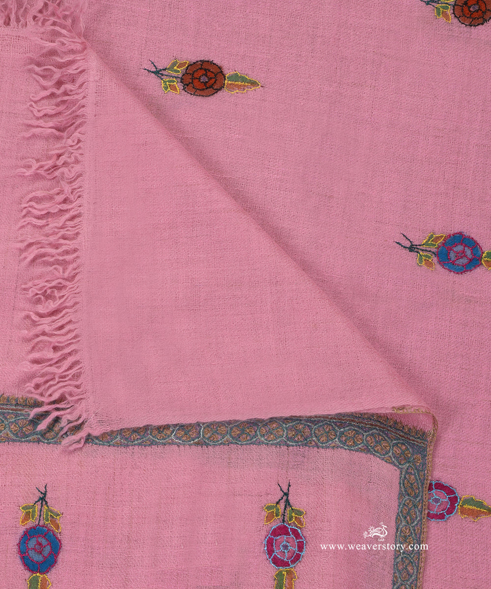 Handwoven_Pink_Pure_Pashmina_Shawl_With_Multicolor_Sozni_Booti_WeaverStory_04