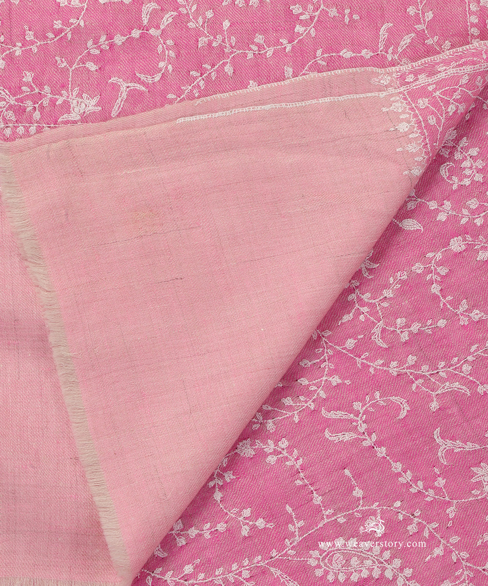 Pink_Handwoven_Pure_Pashmina_Shawl_With_Full_Soznikari_Jaal_WeaverStory_04