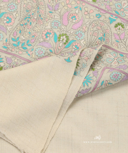 White_Handwoven_Pure_Pashmina_Shawl_With_Kalamkari_Palla_WeaverStory_04