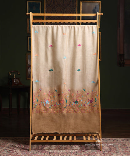 Beige_Pure_Pashmina_Stole_With_Paper_Mache_Motifs_WeaverStory_02
