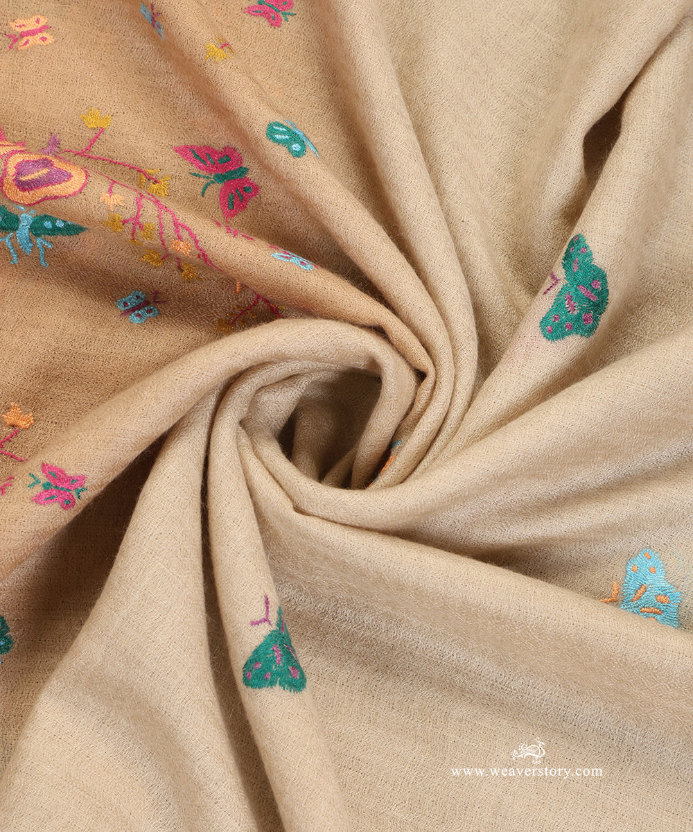 Beige_Pure_Pashmina_Stole_With_Paper_Mache_Motifs_WeaverStory_06