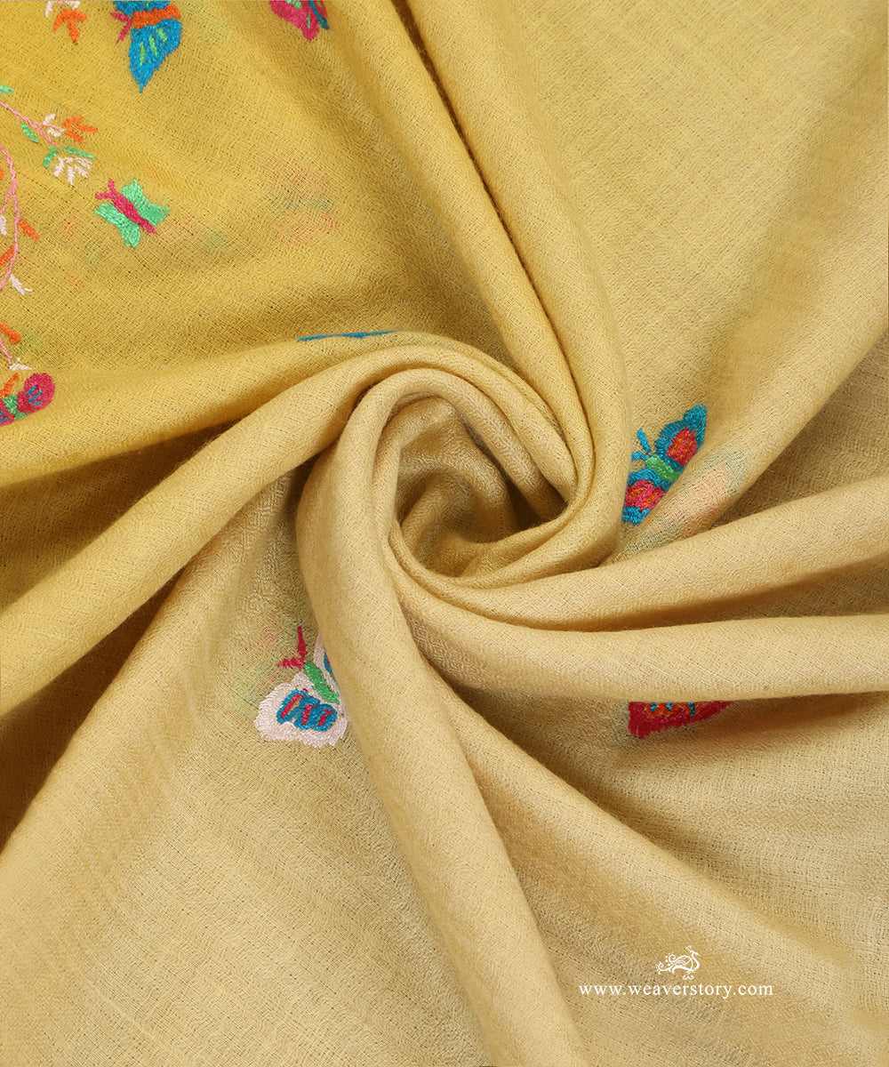 Lemon_Pure_Pashmina_Stole_With_Paper_Mache_Motifs_WeaverStory_06