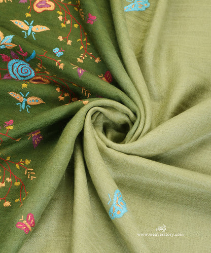 Green_Ombre_Dyed_Pure_Pashmina_Stole_With_Paper_Mache_Motifs_WeaverStory_06
