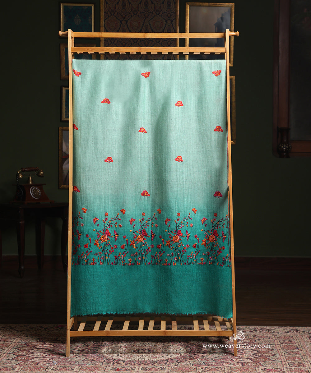 Blue_Ombre_Dyed_Pure_Pashmina_Stole_With_Paper_Mache_Floral_Motifs_WeaverStory_02