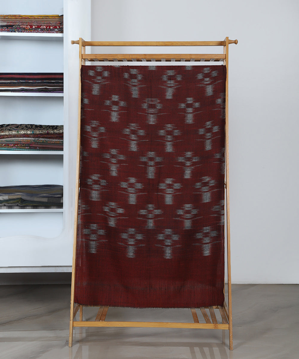 Maroon_Handwoven_Pure_Pashmina_Handspun_Stole_With_Ikat_Weaving_WeaverStory_02
