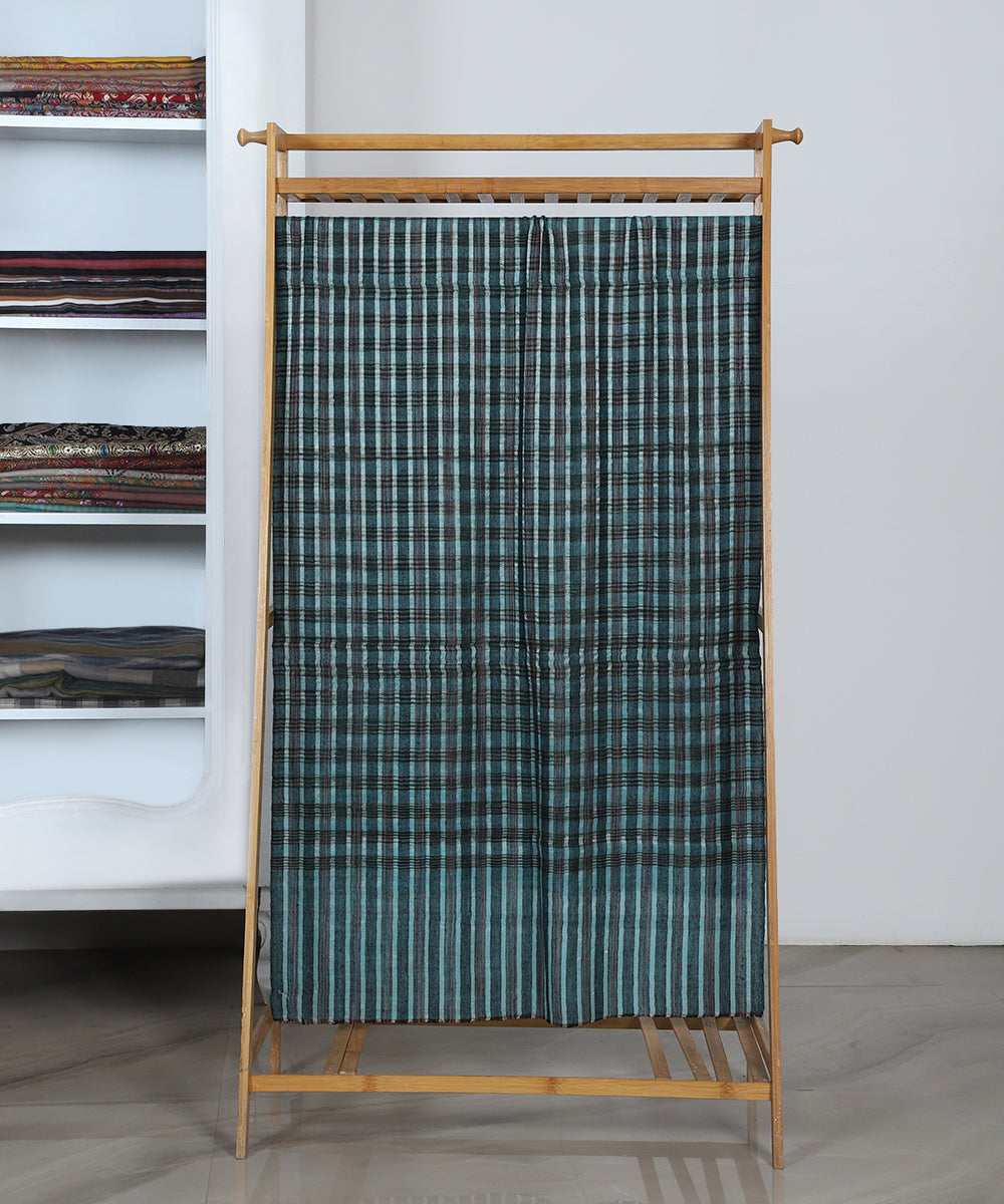 Black_And_Blue_Handwoven_Pure_Pashmina_Stole_With_Ikat_Weaving_And_Stripes_WeaverStory_02