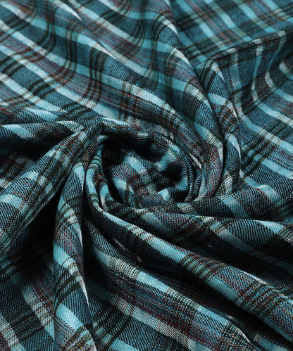 Black_And_Blue_Handwoven_Pure_Pashmina_Stole_With_Ikat_Weaving_And_Stripes_WeaverStory_04