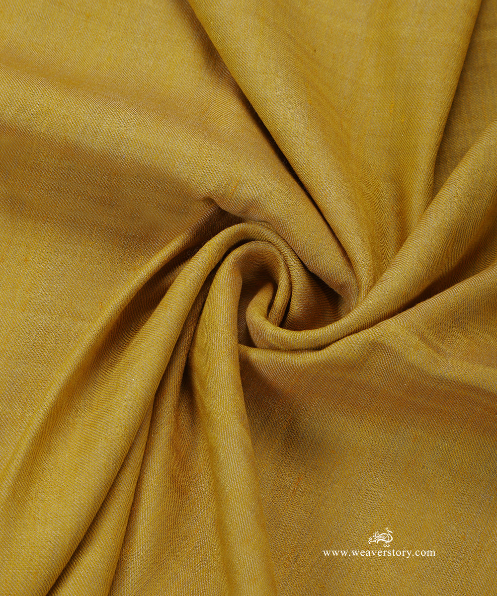 Handwoven_Yellow_Zari_Double_Shade_Pure_Pashmina_Stole_WeaverStory_05