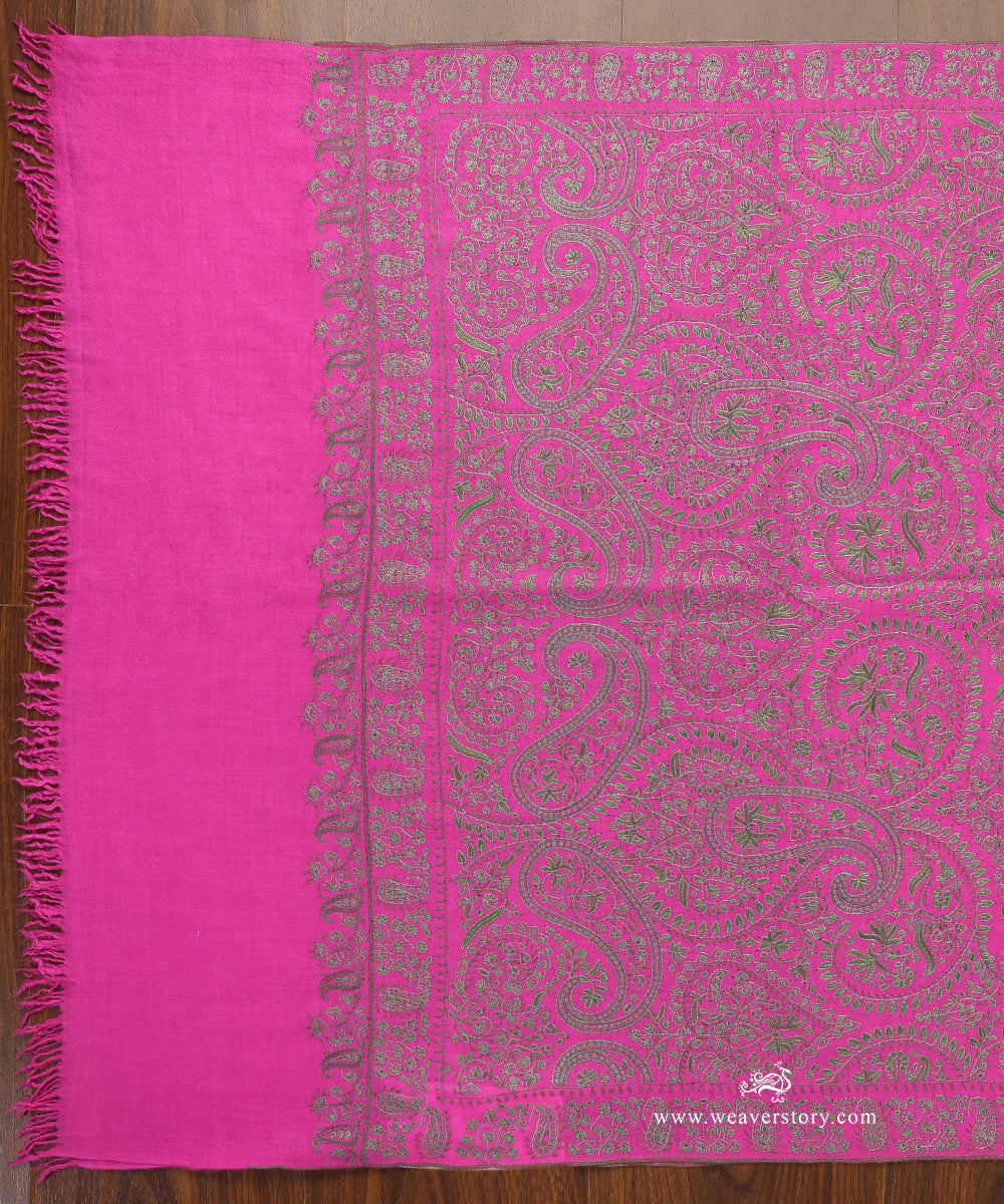 Rani_Pink_Handwoven_Paper_Mache_Pure_Pashmina_Stole_With_Contrast_Palla_WeaverStory_02