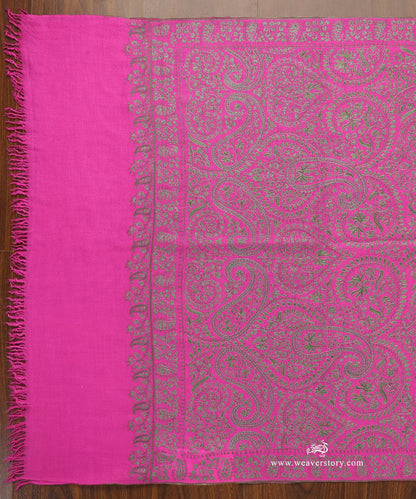 Rani_Pink_Handwoven_Paper_Mache_Pure_Pashmina_Stole_With_Contrast_Palla_WeaverStory_02