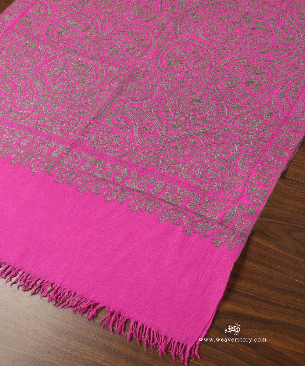 Rani_Pink_Handwoven_Paper_Mache_Pure_Pashmina_Stole_With_Contrast_Palla_WeaverStory_03