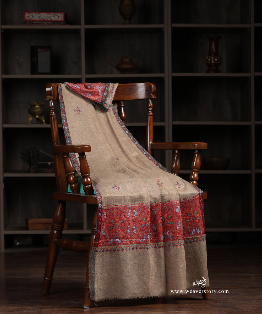 Brown_Handwoven_Paper_Mache_Pure_Pashmina_Stole_With_Contrast_Palla_WeaverStory_01