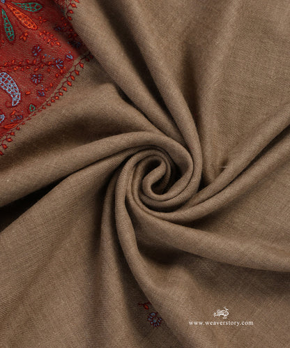 Brown_Handwoven_Paper_Mache_Pure_Pashmina_Stole_With_Contrast_Palla_WeaverStory_05