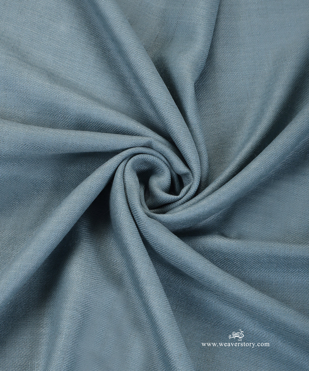 Light_Blue_Handwoven_Pure_Pashmina_Stole_With_Kani_Weave_WeaverStory_05