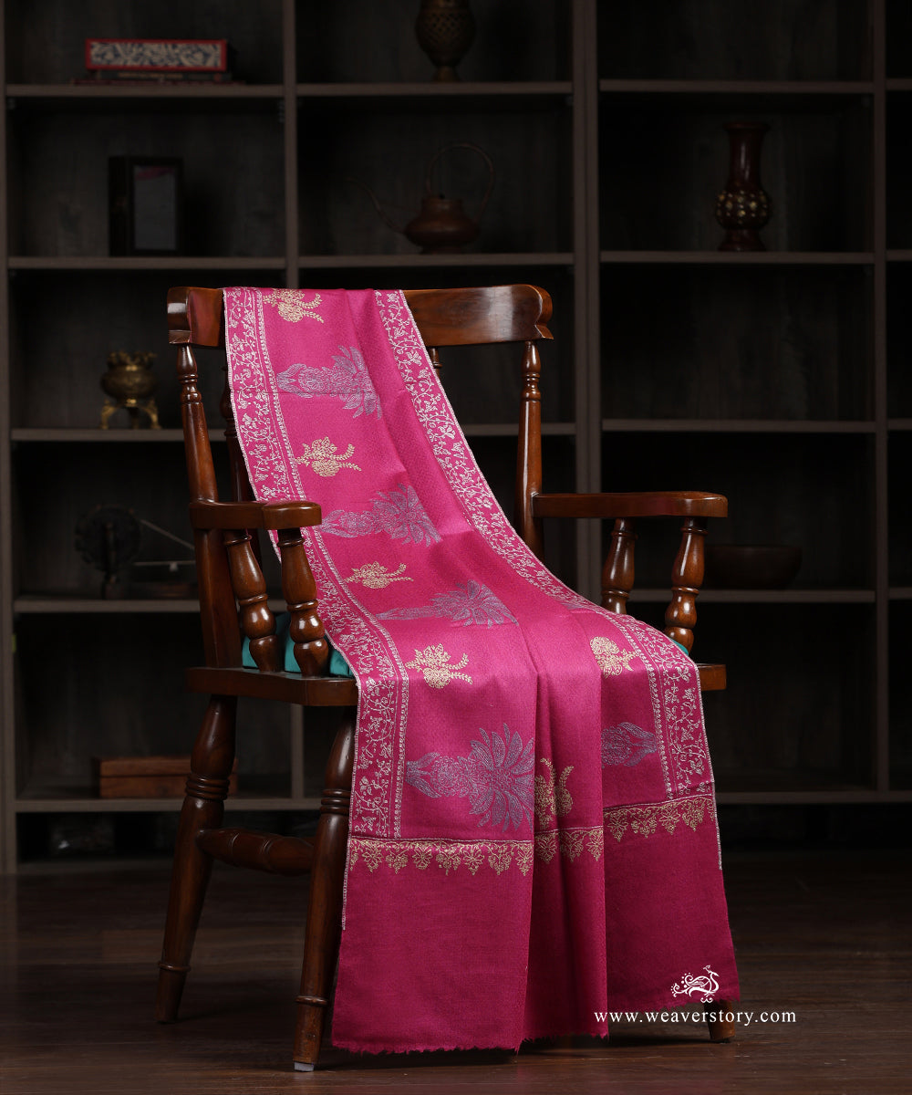 Pink_Handwoven_Pure_Pashmina_Stole_With_Soznikari_Border_WeaverStory_01