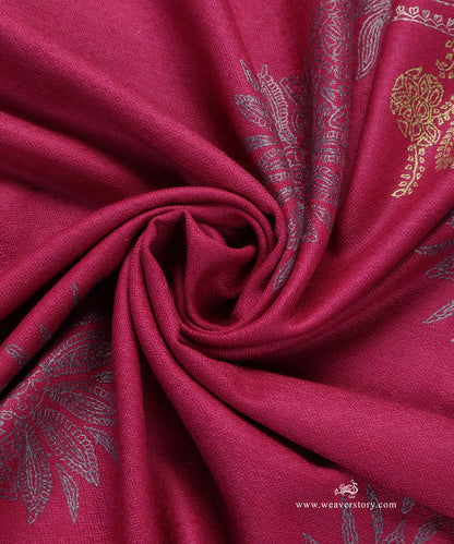 Pink_Handwoven_Pure_Pashmina_Stole_With_Soznikari_Border_WeaverStory_05