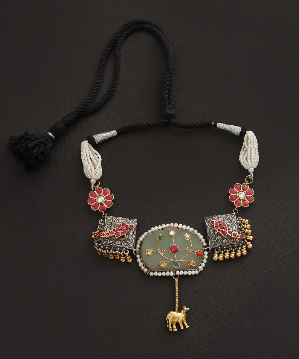 Hakesh_Handcrafted_Oxidised_Pure_Silver_Necklace_With_Kundan_WeaverStory_02