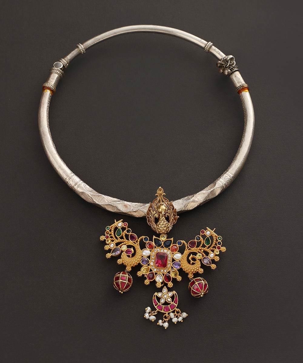 Aakanksha_Handcrafted_Oxidised_Pure_Silver_Necklace_With_Kundan_WeaverStory_02
