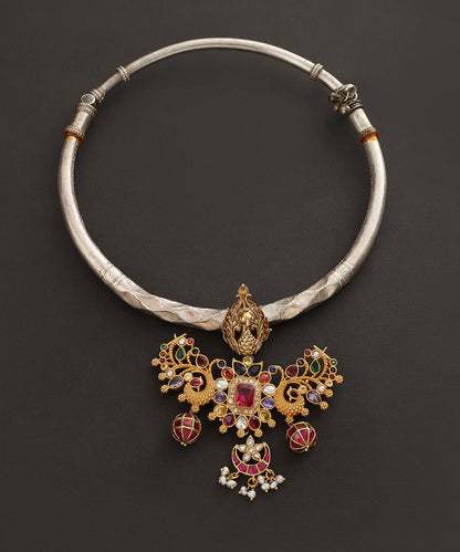 Aakanksha_Handcrafted_Oxidised_Pure_Silver_Necklace_With_Kundan_WeaverStory_02