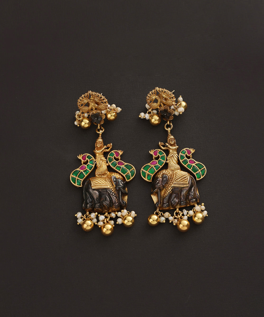 Quasar_Handcrafted_Oxidised_Pure_Silver_Kundan_Earrings_WeaverStory_03