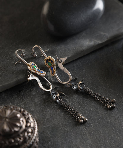 Cedija_Handcrafted_Oxidised_Pure_Silver_Earrings_WeaverStory_01