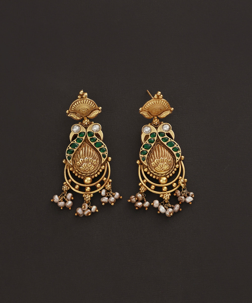 Obuli_Handcrafted_Oxidised_Pure_Silver_Kundan_Earrings_WeaverStory_02