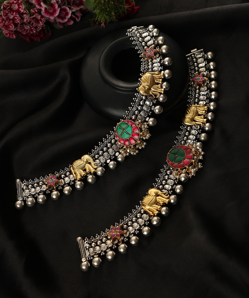 Zaiyaan_Handcrafted_Oxidised_Pure_Silver_Anklets_With_Elephant_And_Floral_Motifs_WeaverStory_01