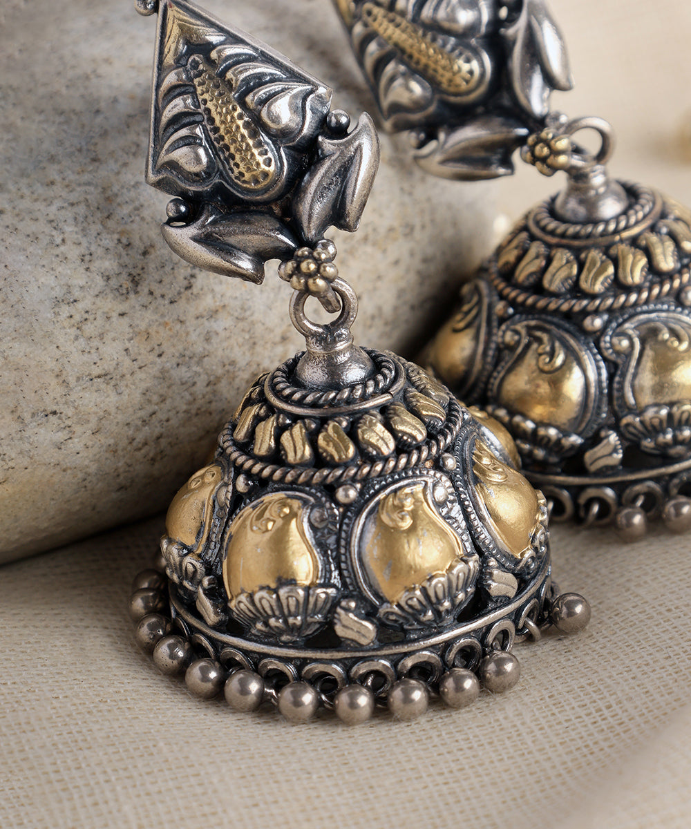 Lakshmi_Handcrafted_Oxidised_Pure_Silver_Jhumki_With_Kempstones_WeaverStory_02