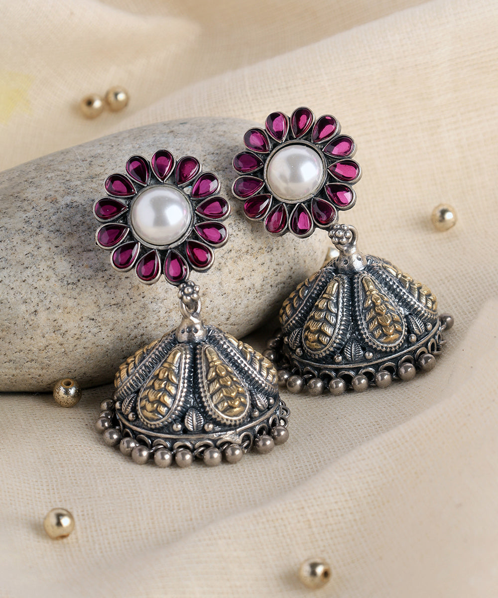 Aavya_Handcrafted_Oxidised_Pure_Silver_Earrings_With_Kempstones_And_Pearls_WeaverStory_01