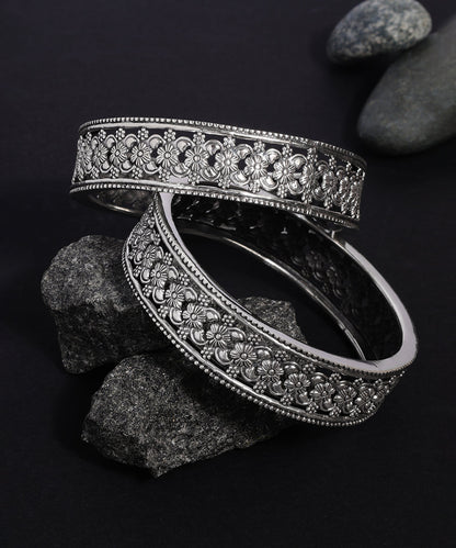 Ram_Handcrafted_Oxidised_Pure_Silver_Bangles_WeaverStory_01