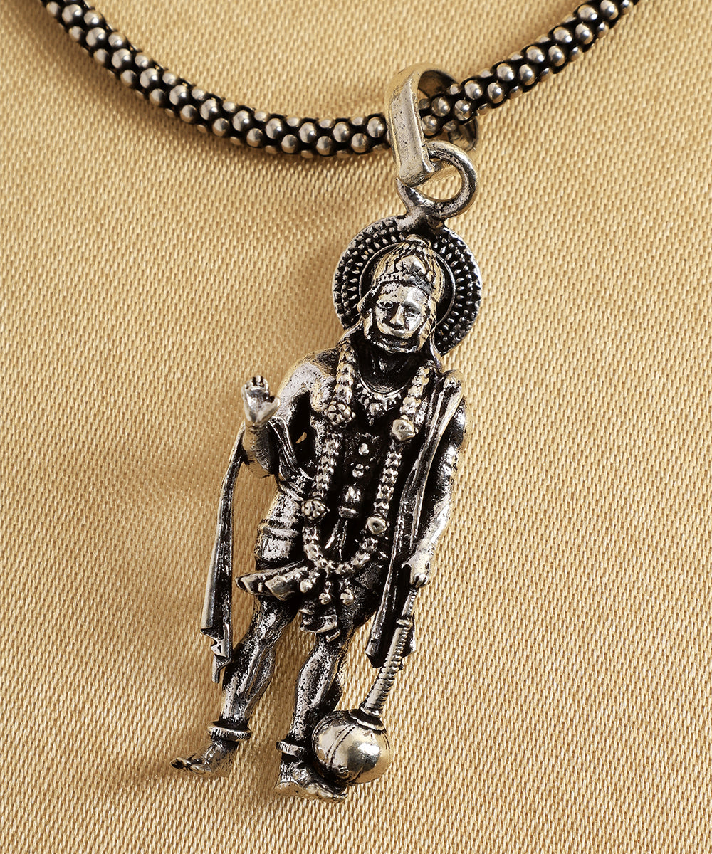 Maliha_Handcrafted_Oxidised_Pure_Silver_Chain_With_Hanuman_Pendant_WeaverStory_02