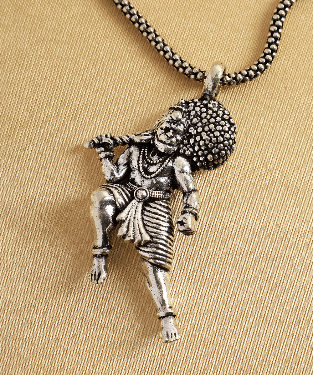 Kandhara_Handcrafted_Oxidised_Pure_Silver_Chain_With_Hanuman_Pendant_WeaverStory_02