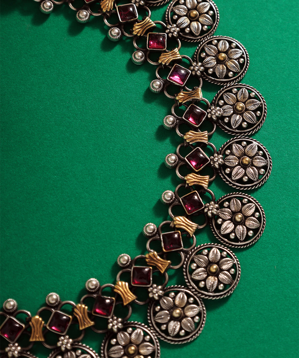 Paramita_Handcrafted_Oxidised_Pure_Silver_Kempstones_Necklace_Sets_WeaverStory_04