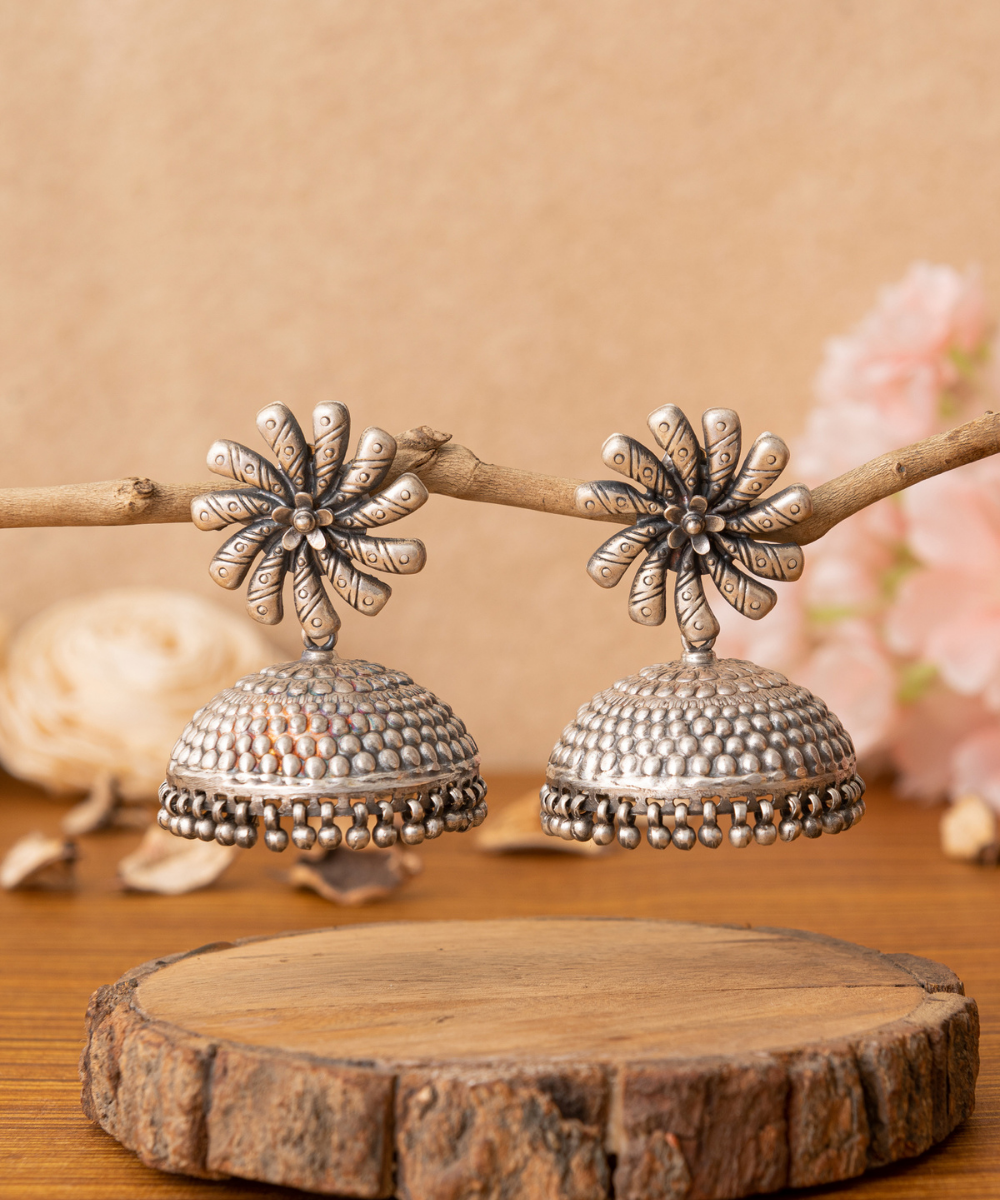 Saeeda_Handcrafted_Oxidised_Pure_Silver_Jhumka_Earrings_WeaverStory_01