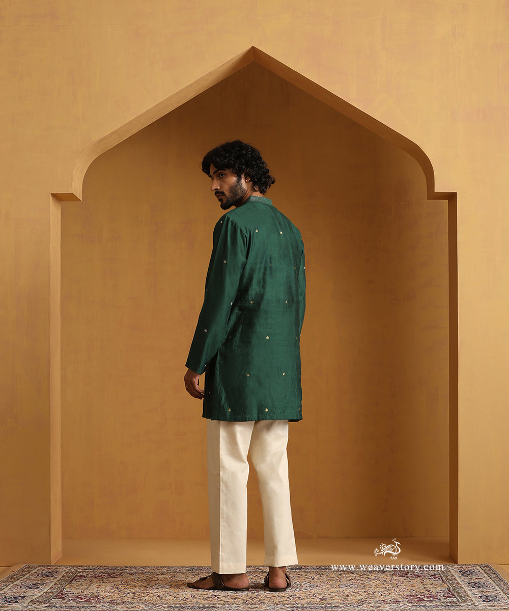 Green_Hand_Embroidered_Booti_Chiniya_Silk_Kurta_With_Plain_Cotton_Pants_WeaverStory_03