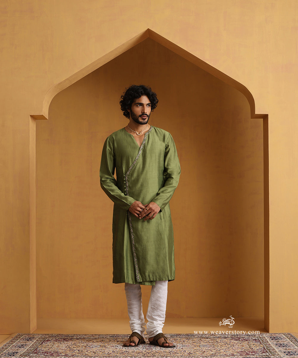 Green_Hand_Embroidered_Kurta_With_Cotton_Churidar_WeaverStory_05