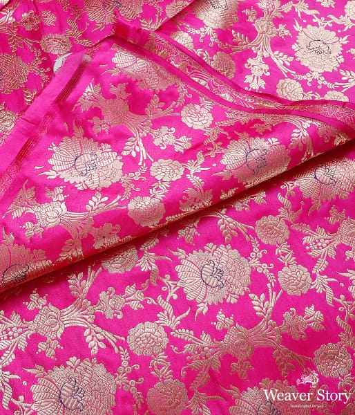 Handwoven_Banarasi_kadhwa_jangla_fabric_in_pink_WeaverStory_03