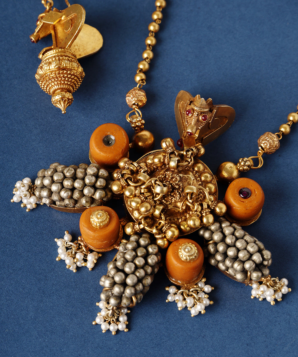 Aasma_Handcrafted_Golden_Pure_Silver_Necklace_WeaverStory_04