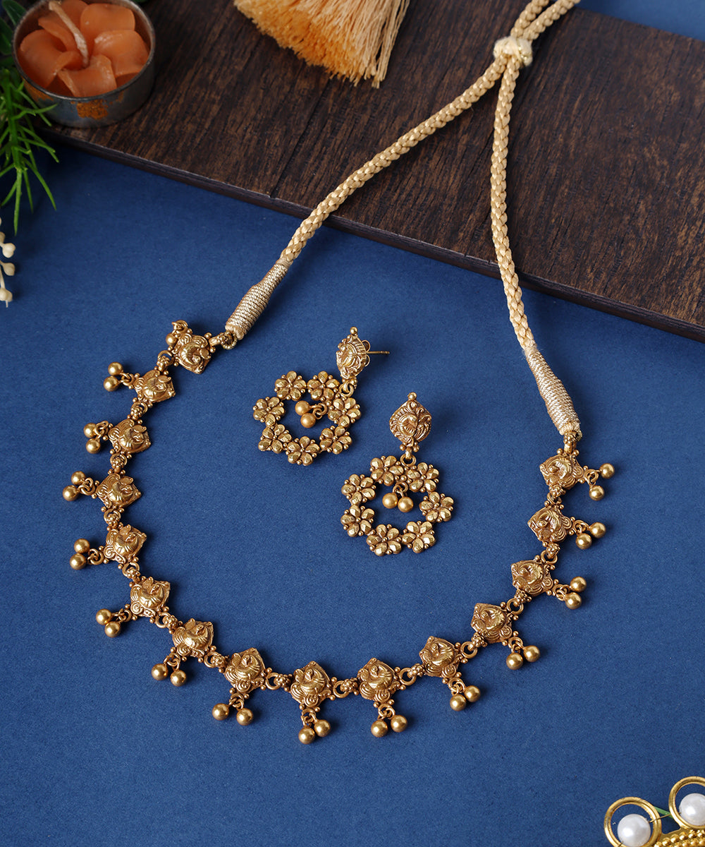 Amani_Handcrafted_Golden_Pure_Silver_Necklace_Set_WeaverStory_01