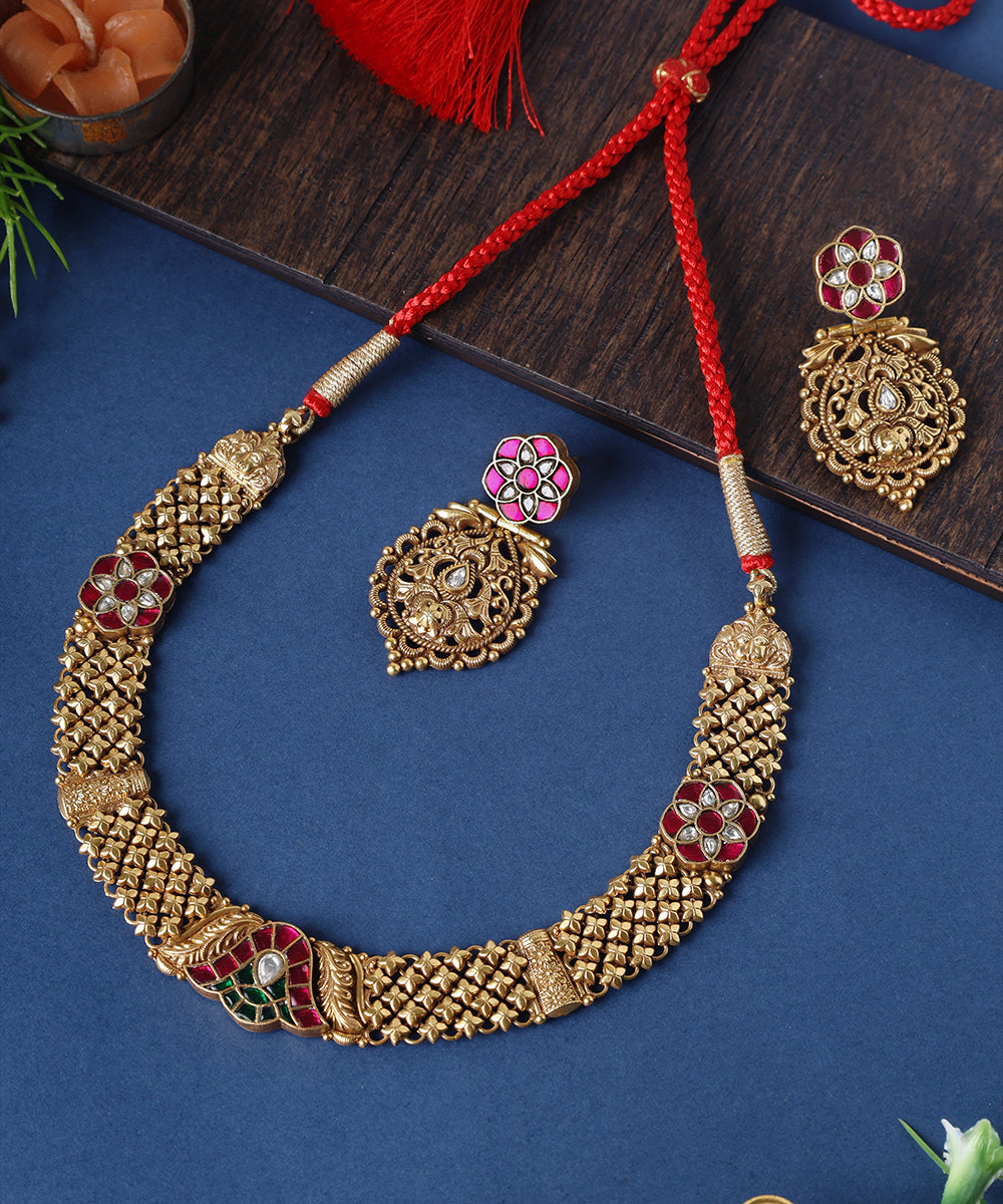 Amara_Handcrafted_Golden_Pure_Silver_Necklace_Set_WeaverStory_01