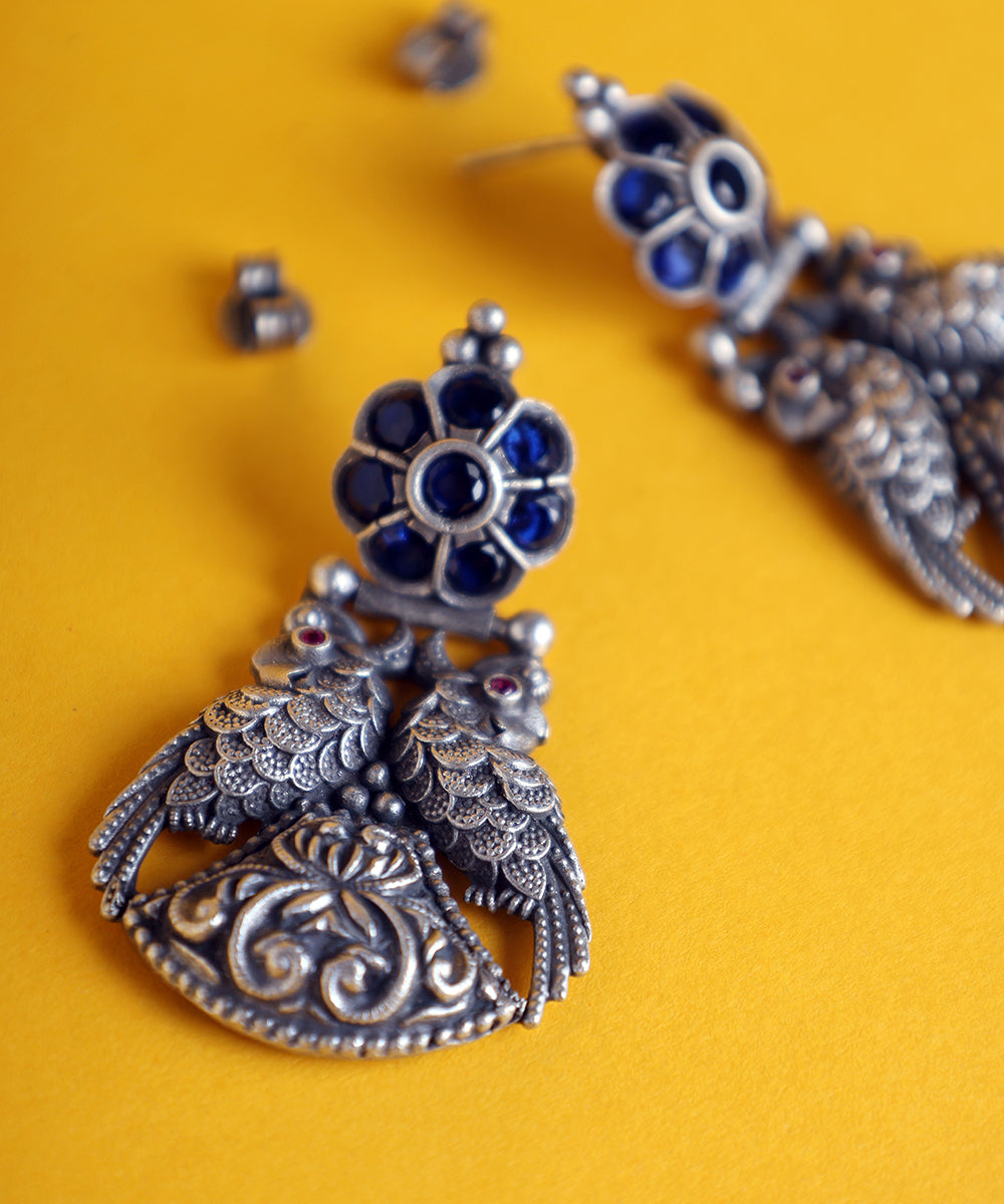 Safiya_Handcrafted_Oxidised_Pure_Silver_Earrings_With_Kempstones_And_Peacock_Motifs_WeaverStory_02