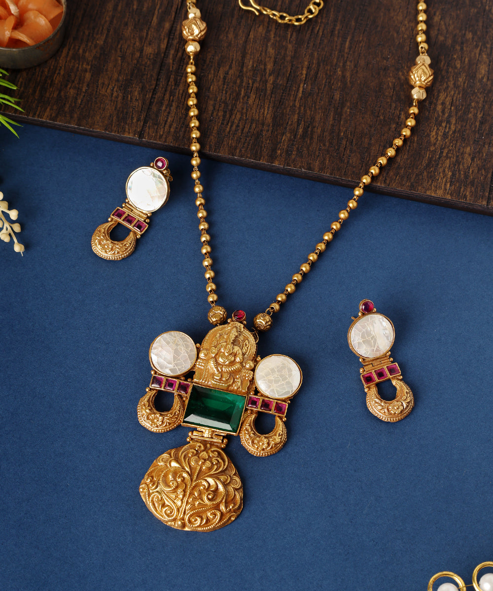 Dania_Handcrafted_Golden_Pure_Silver_Necklace_Set_WeaverStory_01