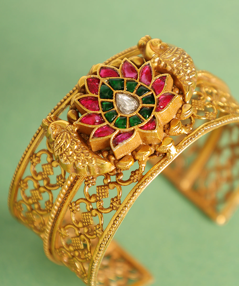 Jiya_Handcrafted_Golden_Pure_Silver_Bangle_With_Kundan_WeaverStory_02