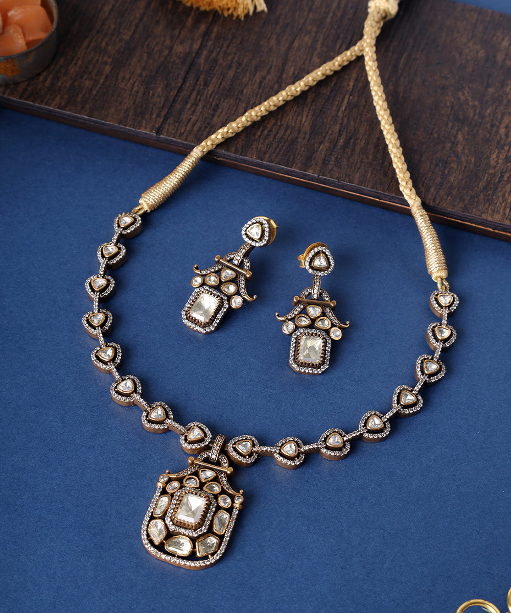 Lara_Handcrafted_Pure_Silver_Necklace_Set_With_Moissanite_WeaverStory_01