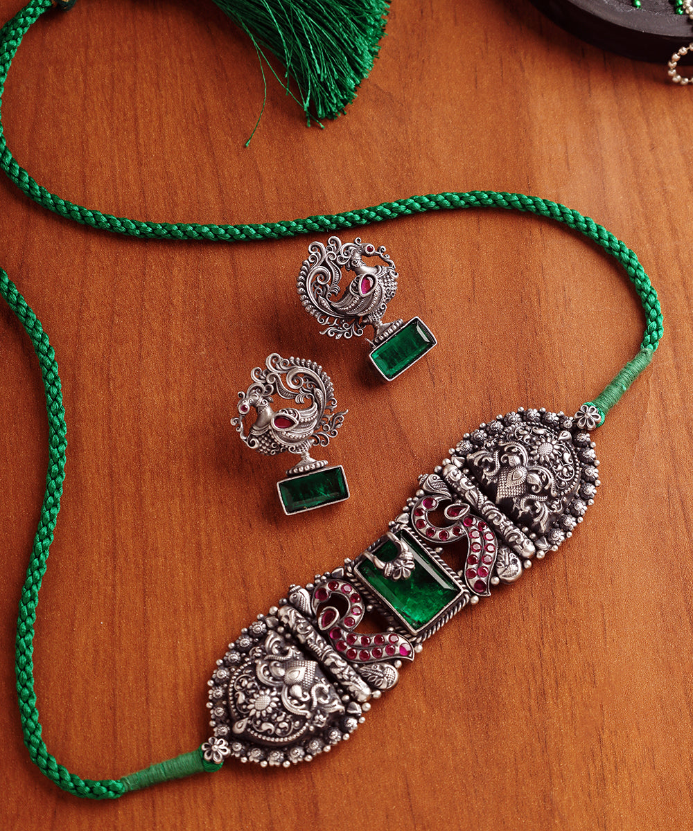 Layla_Handcrafted_Oxidised_Pure_Silver_Necklace_Set_With_Peacock_Motifs_WeaverStory_01