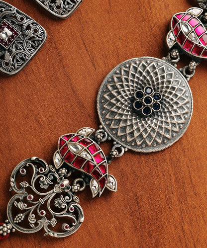 Nada_Handcrafted_Oxidised_Pure_Silver_Necklace_Set_With_Kundan_WeaverStory_02