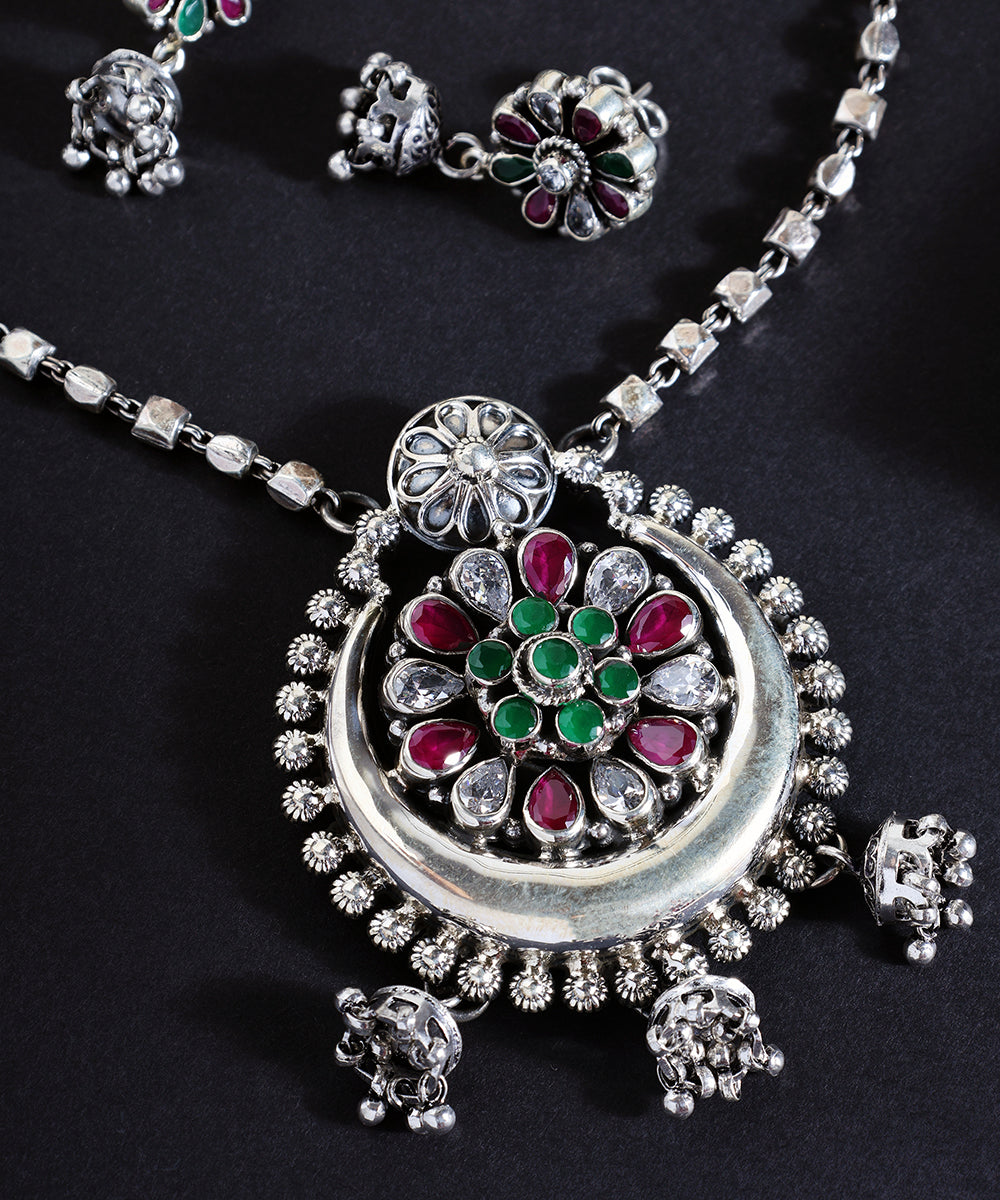 Ravayat_Handcrafted_Oxidised_Pure_Silver_Necklace_Set_With_Onyx_And_Ruby_WeaverStory_02